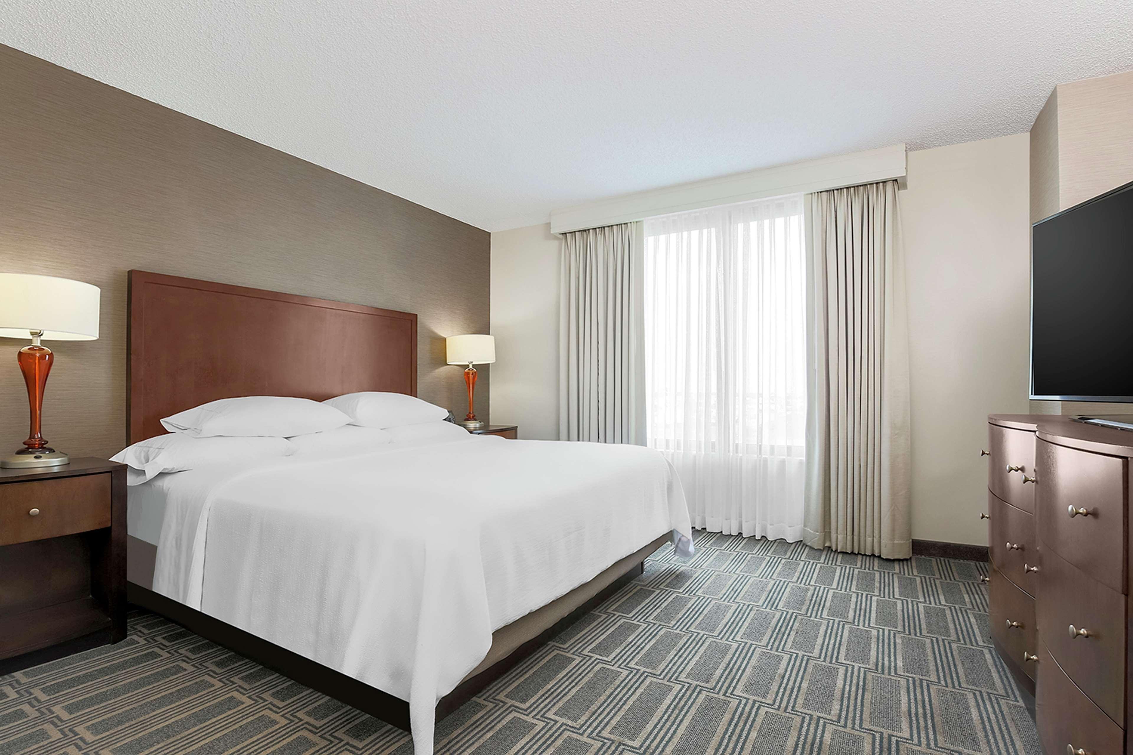 Embassy Suites By Hilton Chicago Ломбард Экстерьер фото