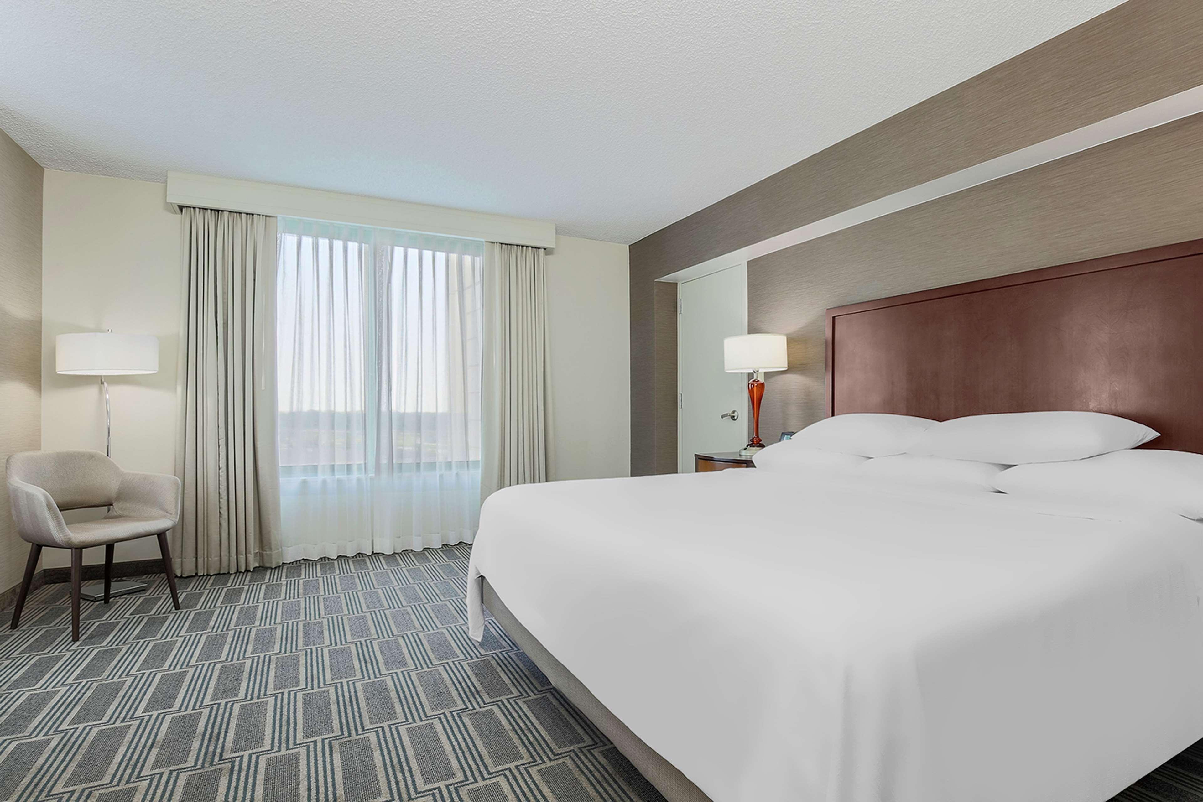Embassy Suites By Hilton Chicago Ломбард Экстерьер фото