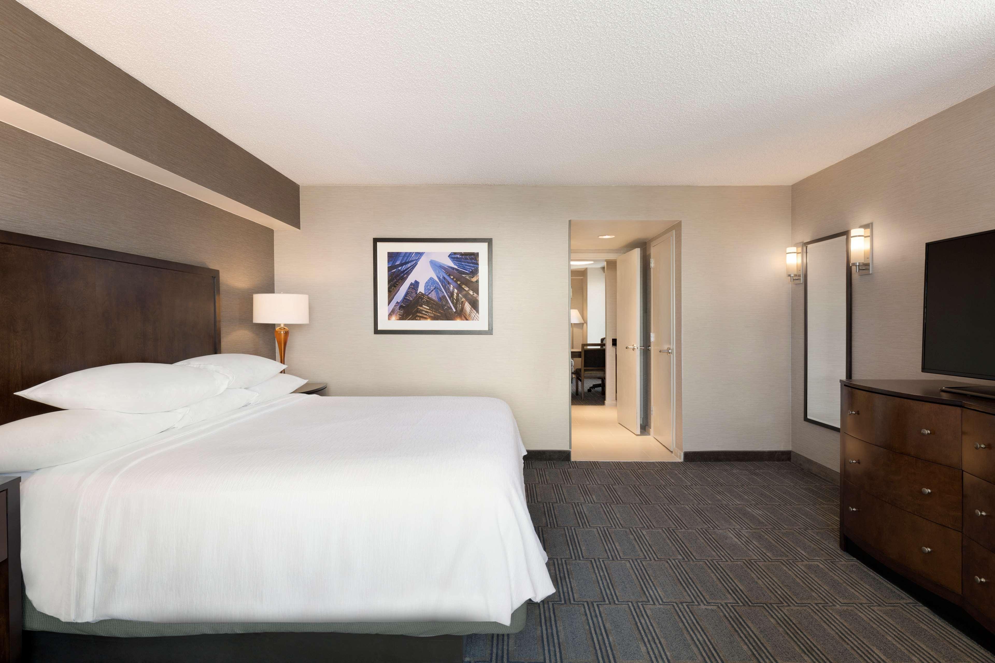 Embassy Suites By Hilton Chicago Ломбард Экстерьер фото