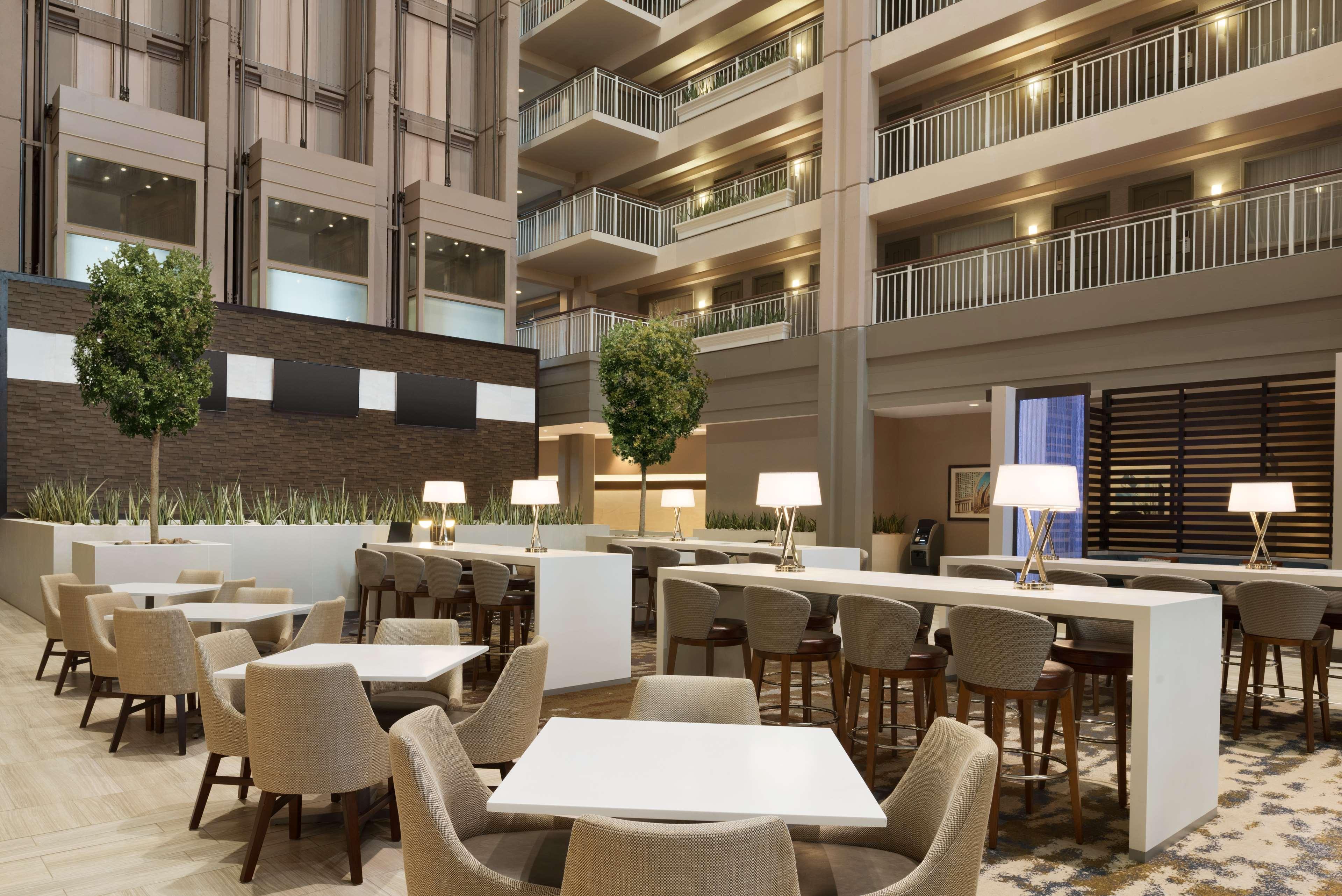 Embassy Suites By Hilton Chicago Ломбард Экстерьер фото