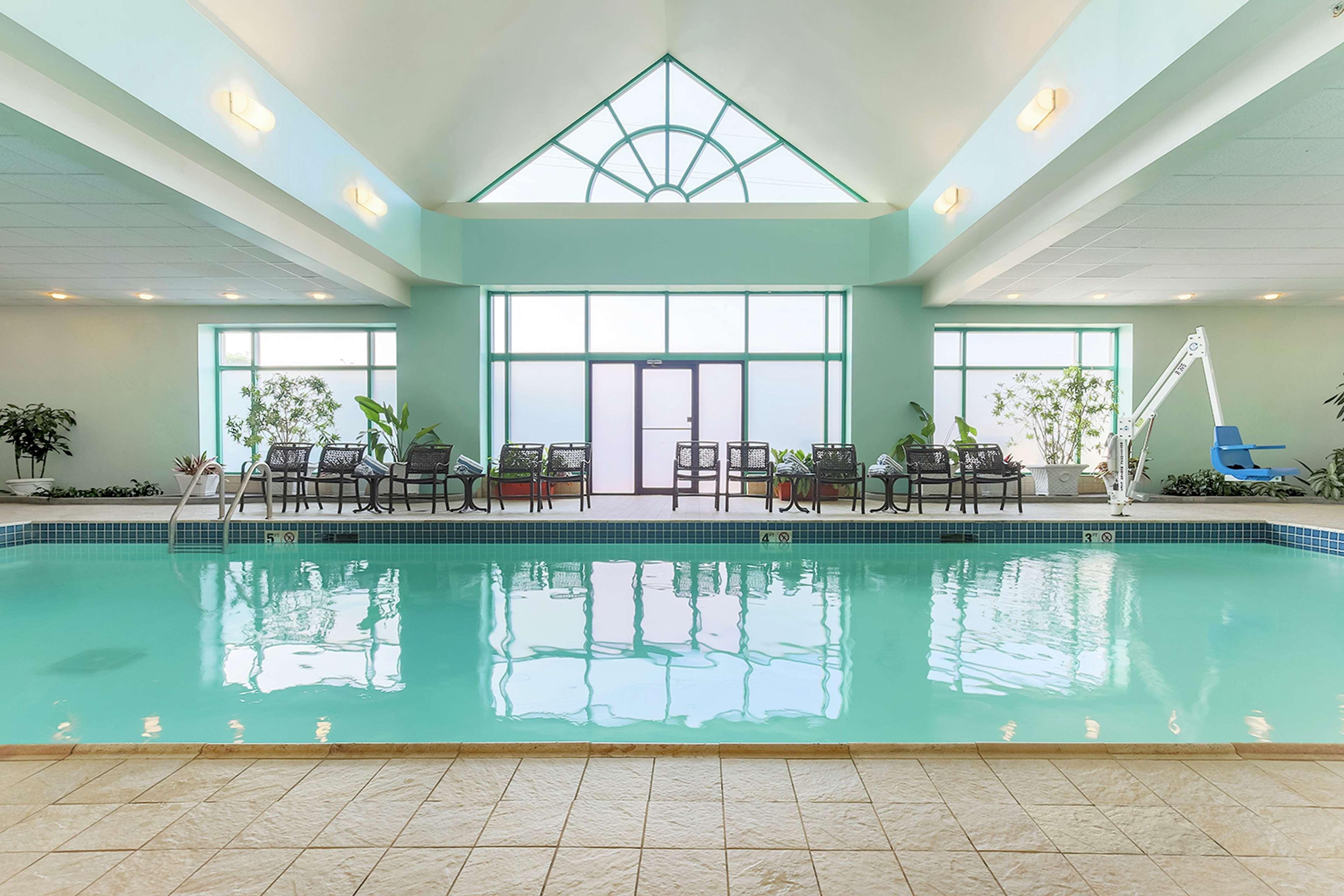 Embassy Suites By Hilton Chicago Ломбард Экстерьер фото