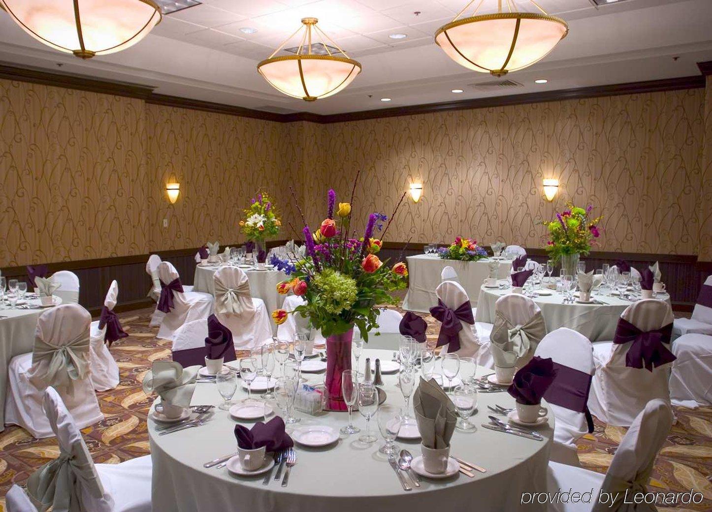 Embassy Suites By Hilton Chicago Ломбард Ресторан фото