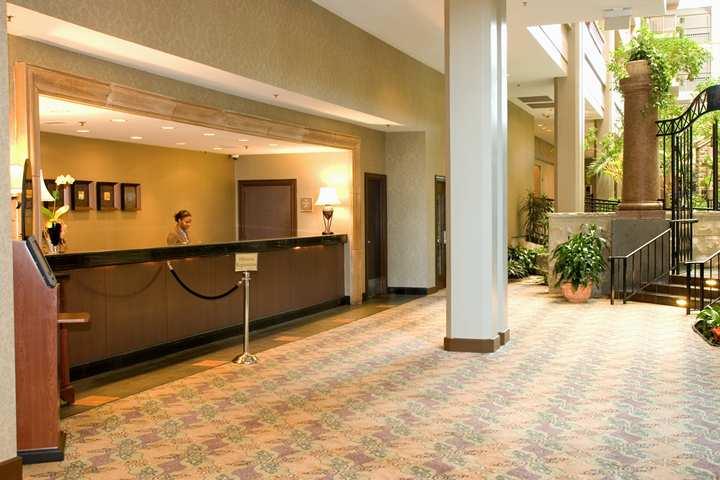 Embassy Suites By Hilton Chicago Ломбард Интерьер фото
